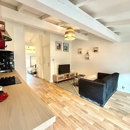 L'etoile Rouge - T2 Proche Gare Et Centre