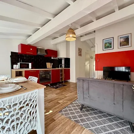 L'etoile Rouge - T2 Proche Gare Et Centre דירה קרקסון