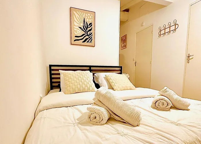 L'etoile Rouge - T2 Proche Gare Et Centre * קרקסון