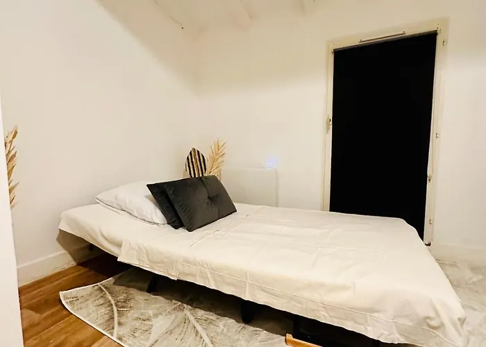 L'etoile Rouge - T2 Proche Gare Et Centre דירה