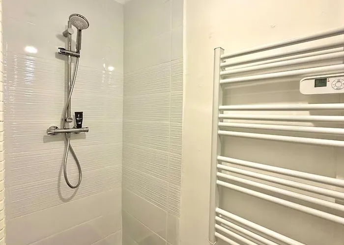 L'etoile Rouge - T2 Proche Gare Et Centre דירה